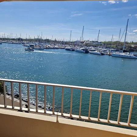 Les Pieds Dans L'eau * 아그